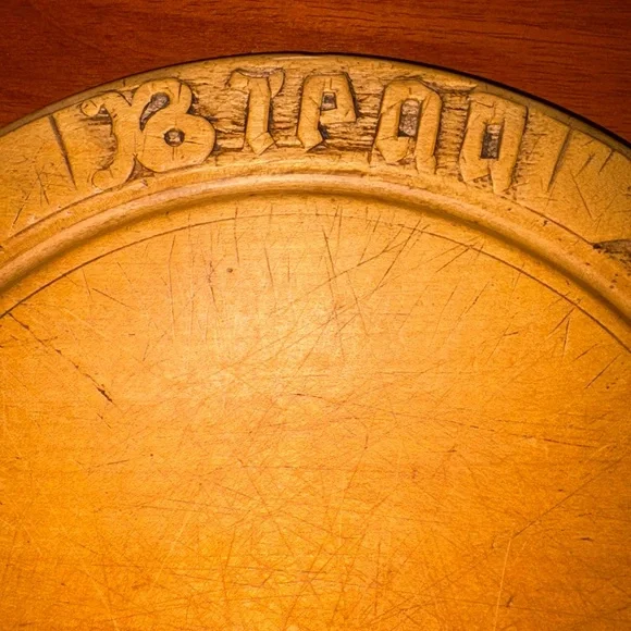 Antique English 12” Carved Wood Round Bread Cutting Board Original Kitchen Decor - Picture 2 of 5